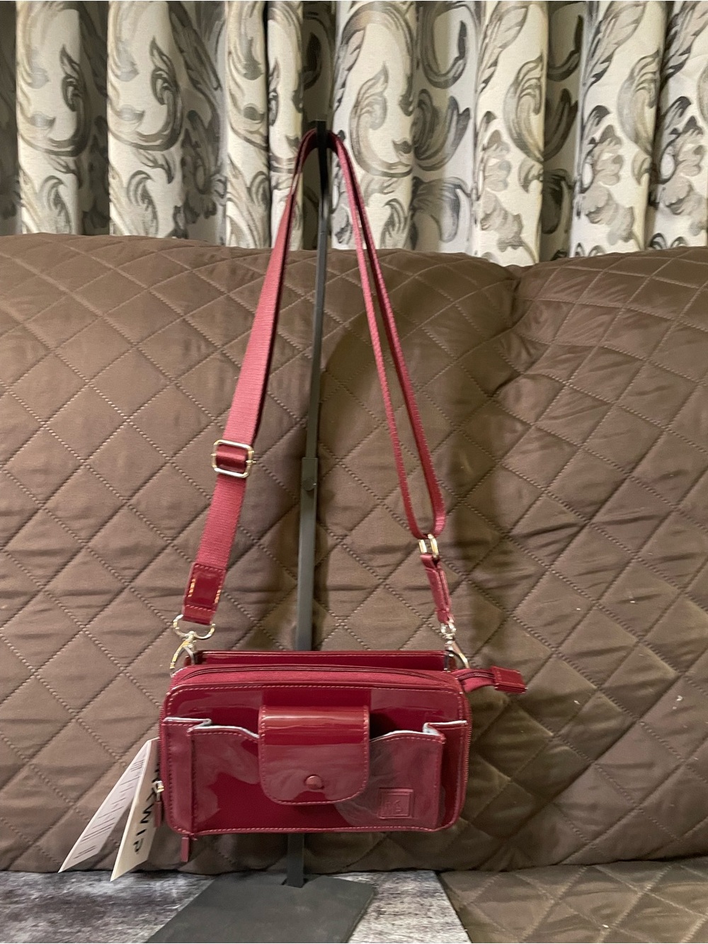 Crossbody bag with multiple pockets and plenty of carry space inside.